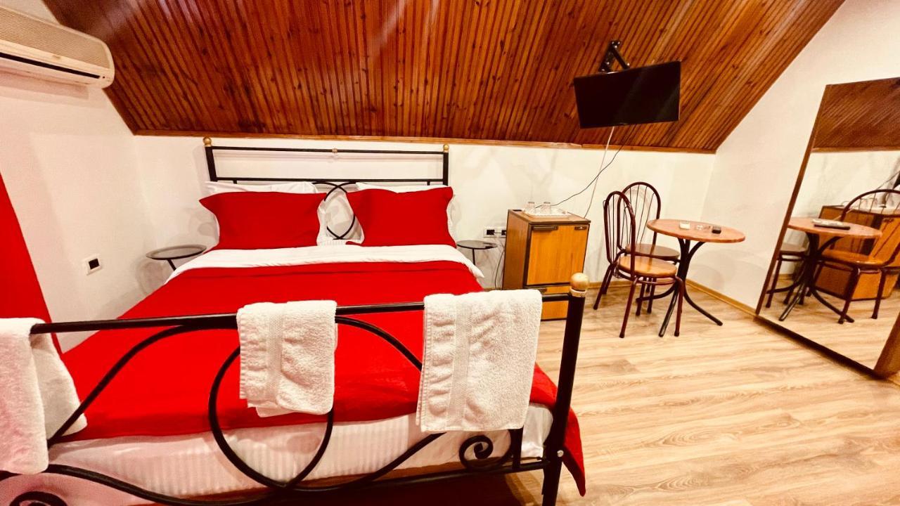 Hotel Drinos Τίρανα Εξωτερικό φωτογραφία